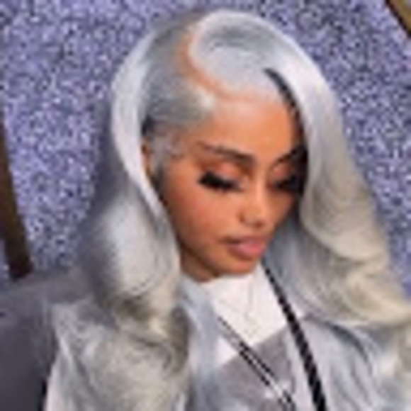 Meet your Posher, Dior4jayy tt account - Picture 1 of 1